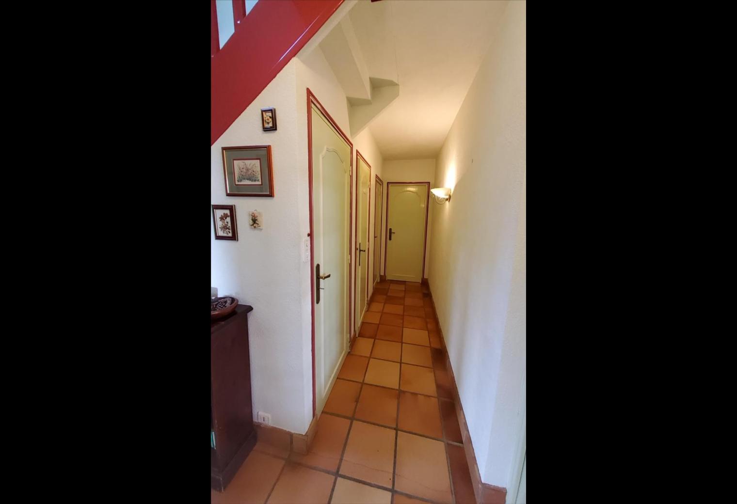 a0344ad2-6a54-4975-959e-e5a5aa25d6da.jpg