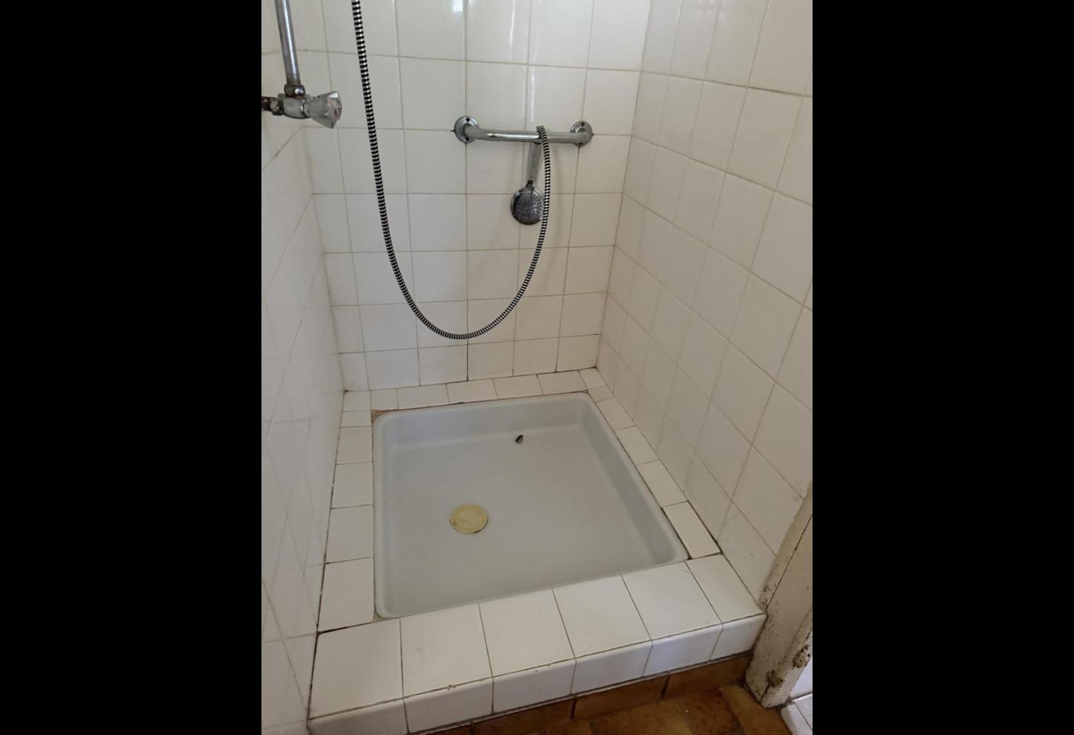 75d0be61-6b34-4b70-ada6-6e412b8dea81.jpg