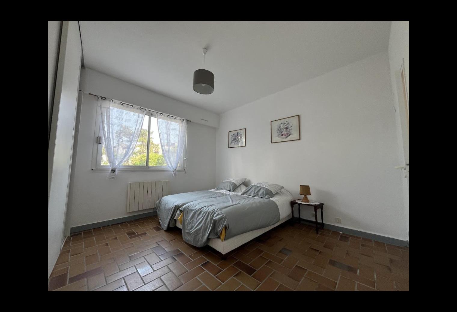 4d0ddea6-7c9f-49de-abaf-54b1b86d79b7.jpg