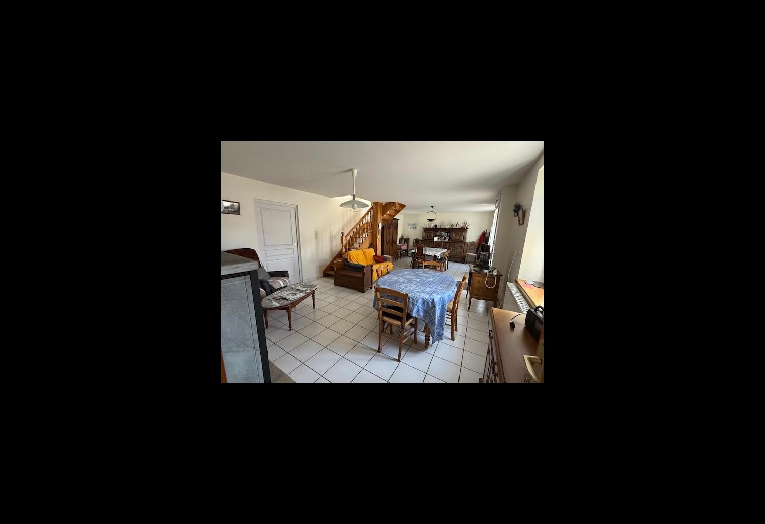 69517445-dc37-4c78-bd55-ce02cb4579eb.jpg