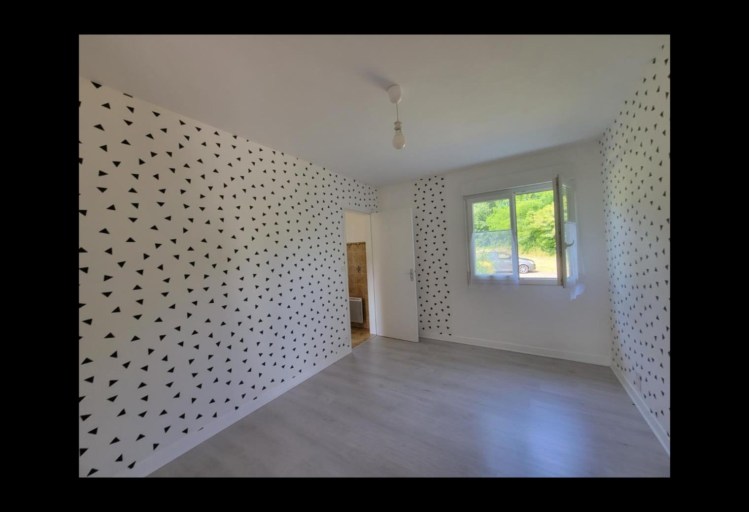 4ba04422-37d3-4ac6-be42-195f74e52b12.jpg