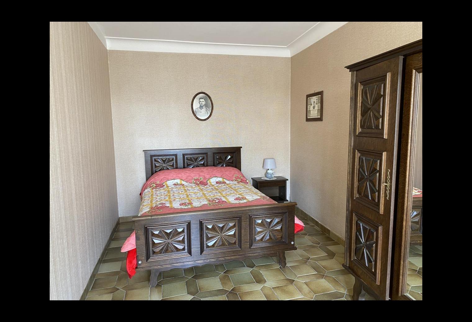 4d7c1027-62cc-4730-be85-caab4eb41292.jpg