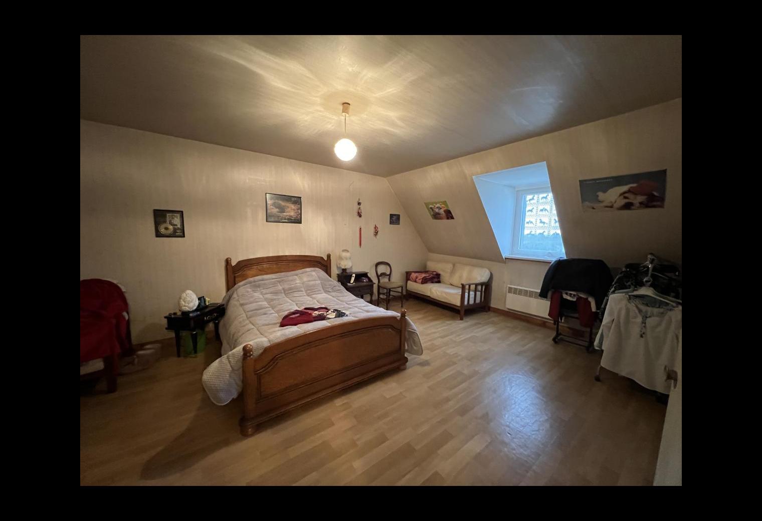 0098bf81-f8cf-4aae-8a6d-85f96a176ca5.jpg