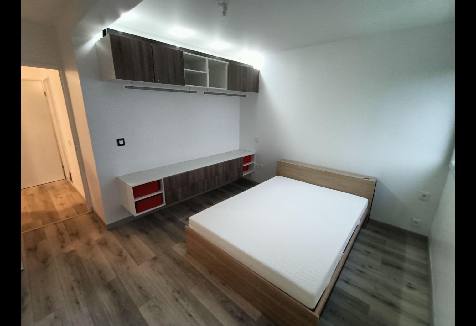 b5532eae-7bd2-4591-851d-deaacb45398c.jpg