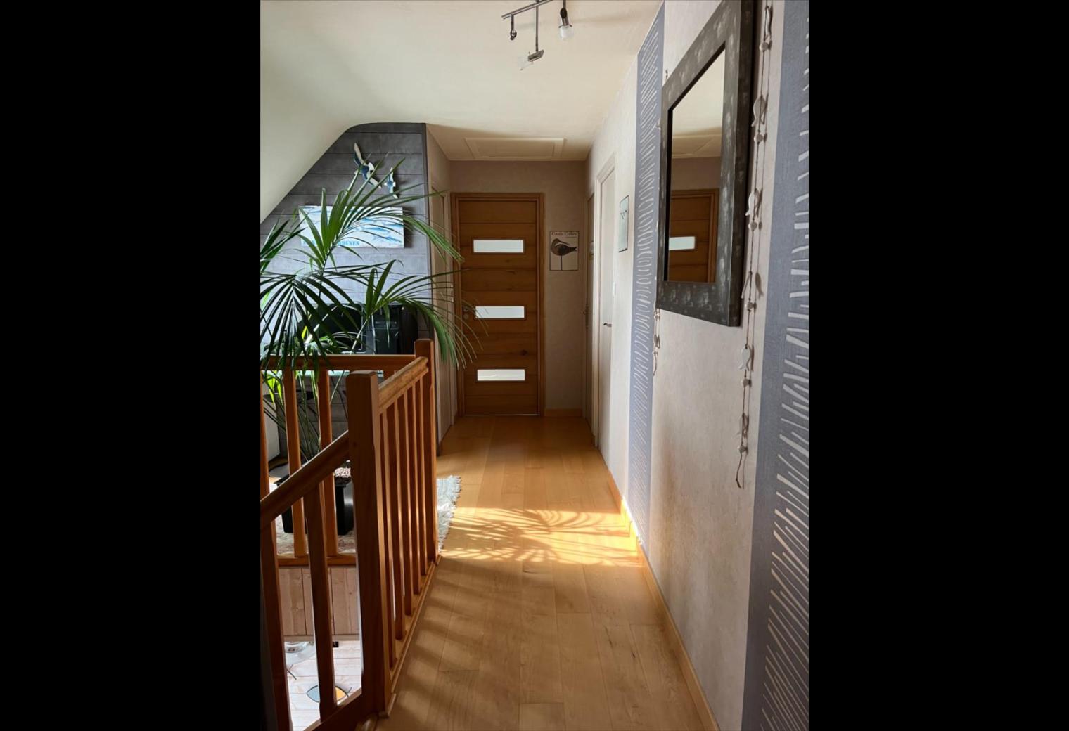 f585ca3d-2ee6-4829-ab29-ae679bfba352.jpg