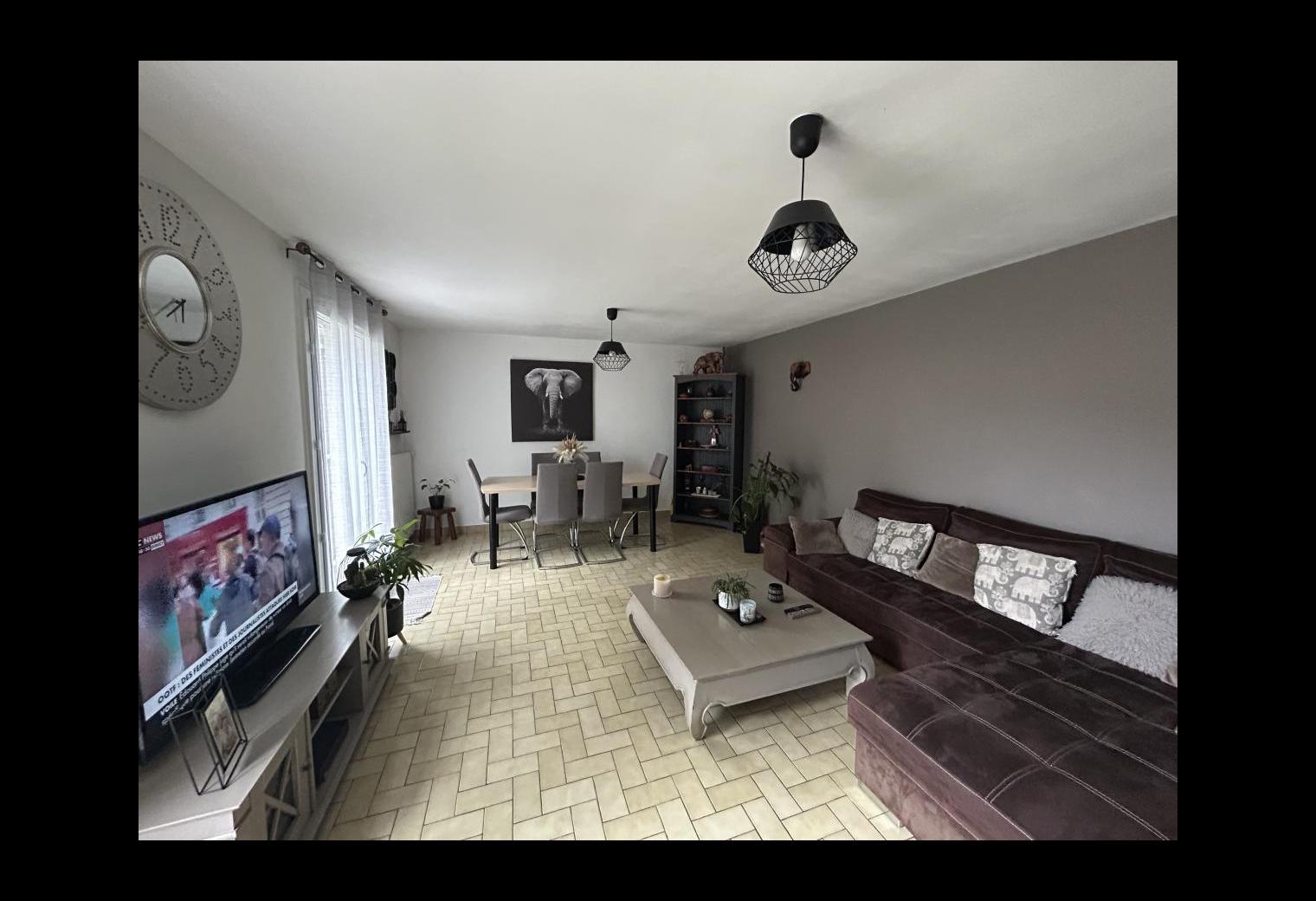 56d08ddc-d3cf-46bd-8db3-0329cd99f517.jpg