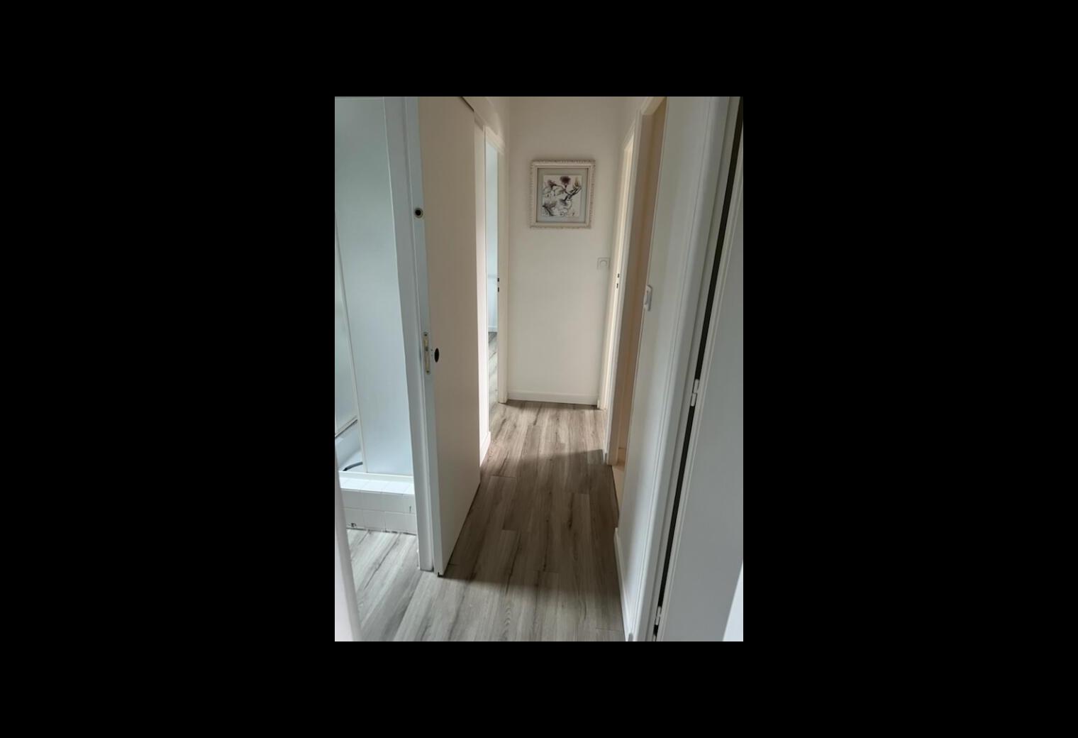 5e1c9fdc-af55-45e0-abd5-d3dcb6cdf286.jpg