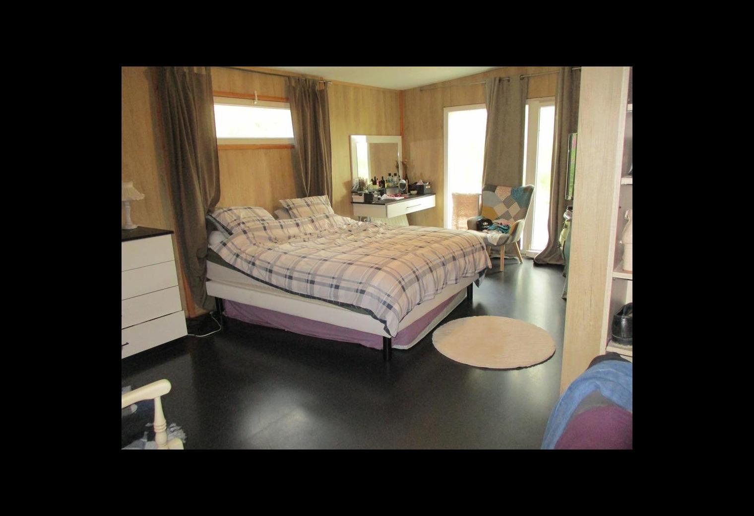 31e0e859-d2bd-498b-b296-ef7269eaab28.jpg