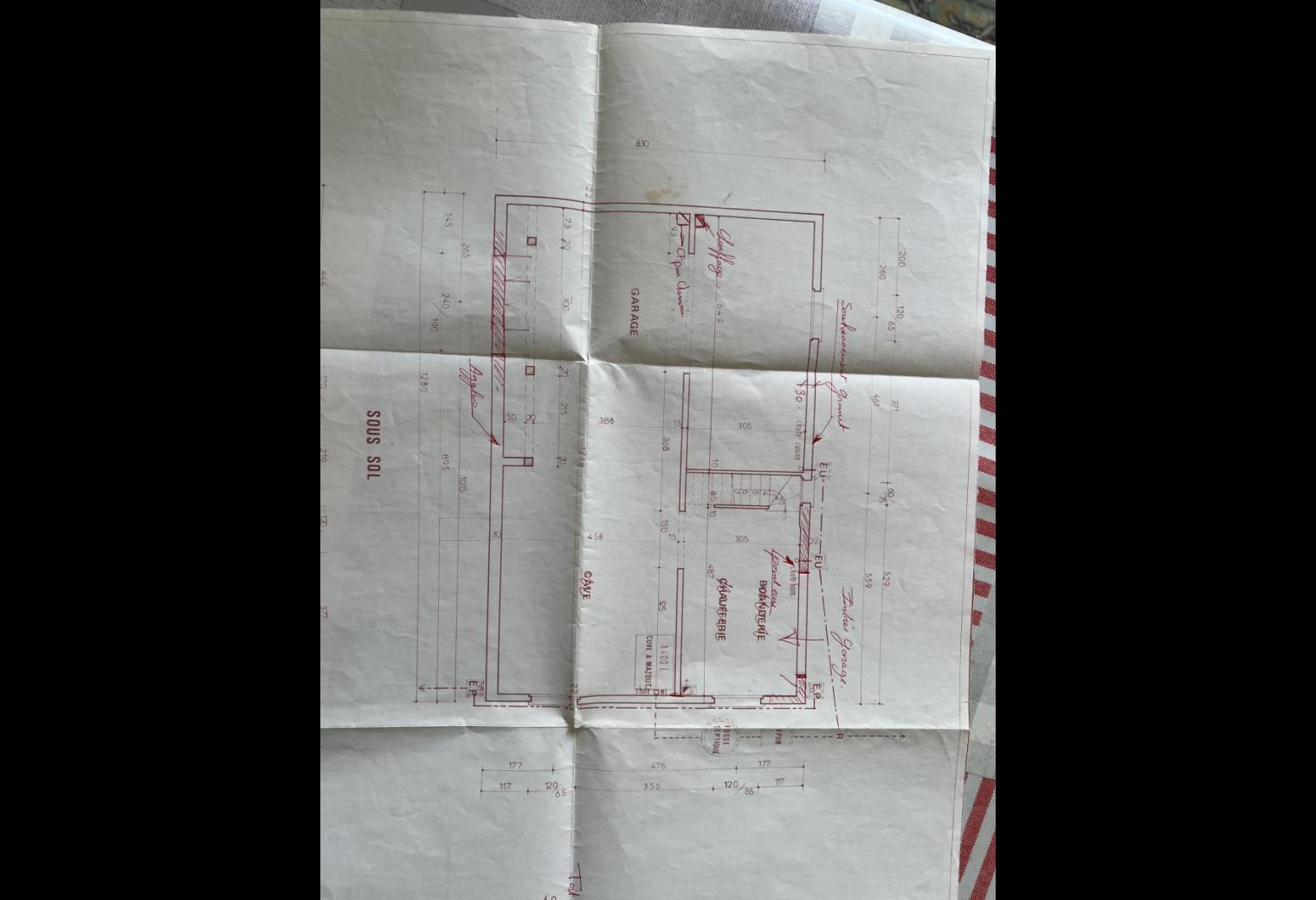 fad37e97-1014-4049-a015-52f878ca937a.jpg