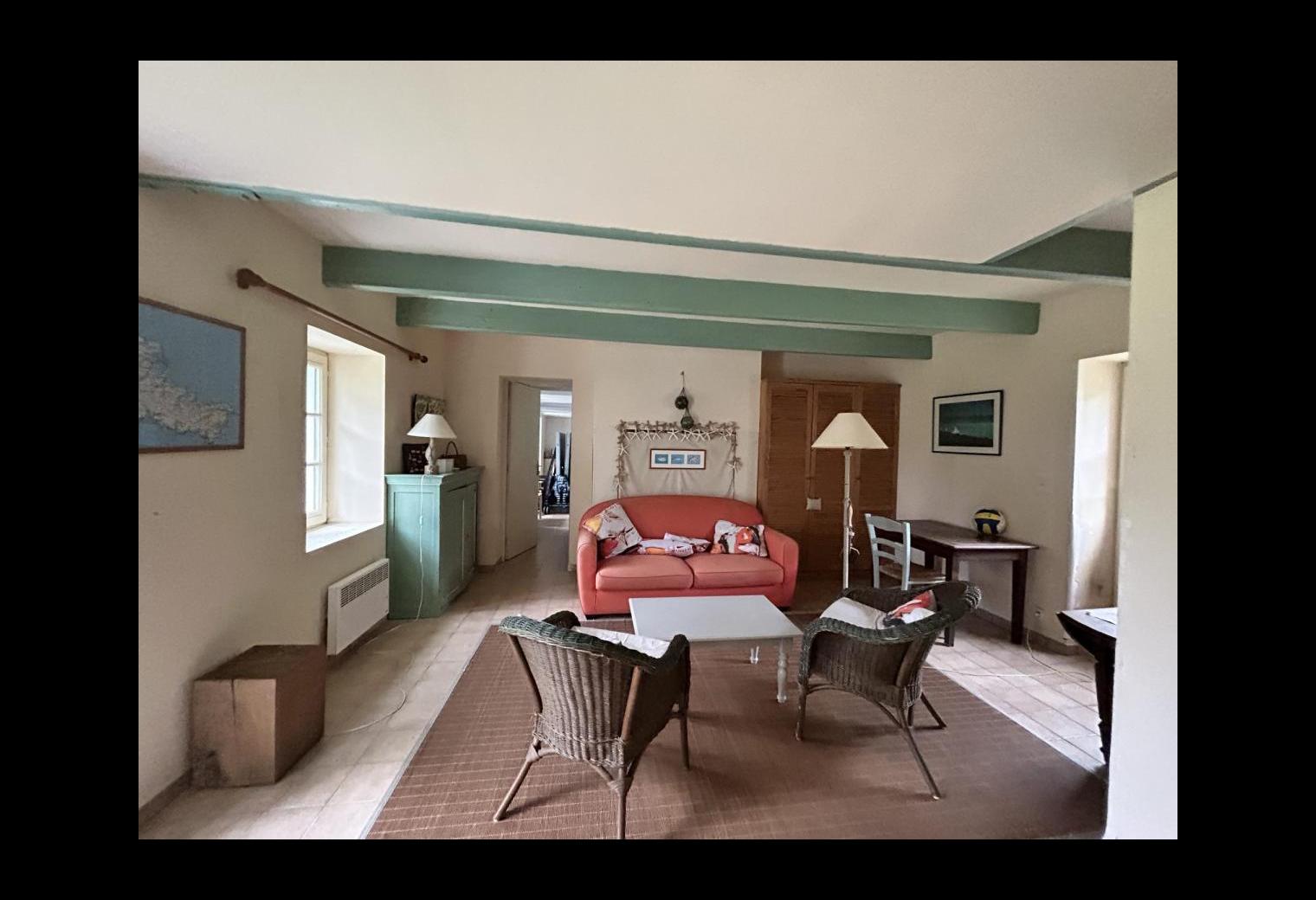aaed61aa-ab09-45ba-9868-e90727d772b0.jpg