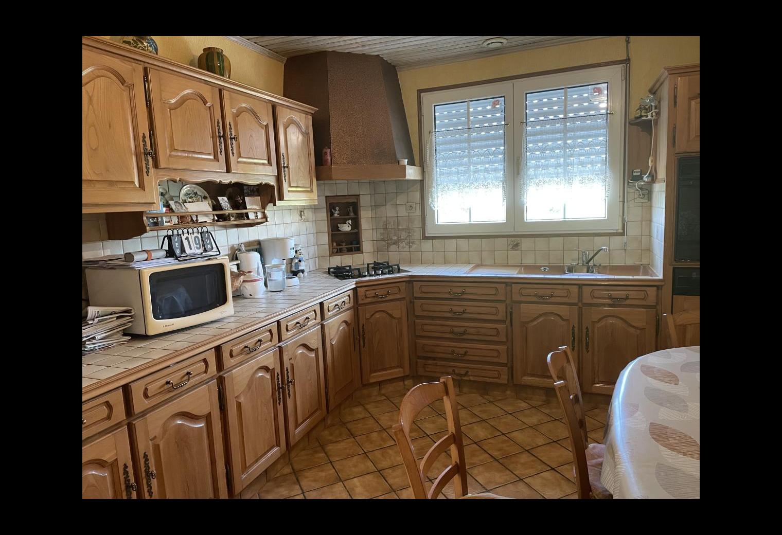 2bd55fc6-c446-45a7-8cf8-658328db790a.jpg