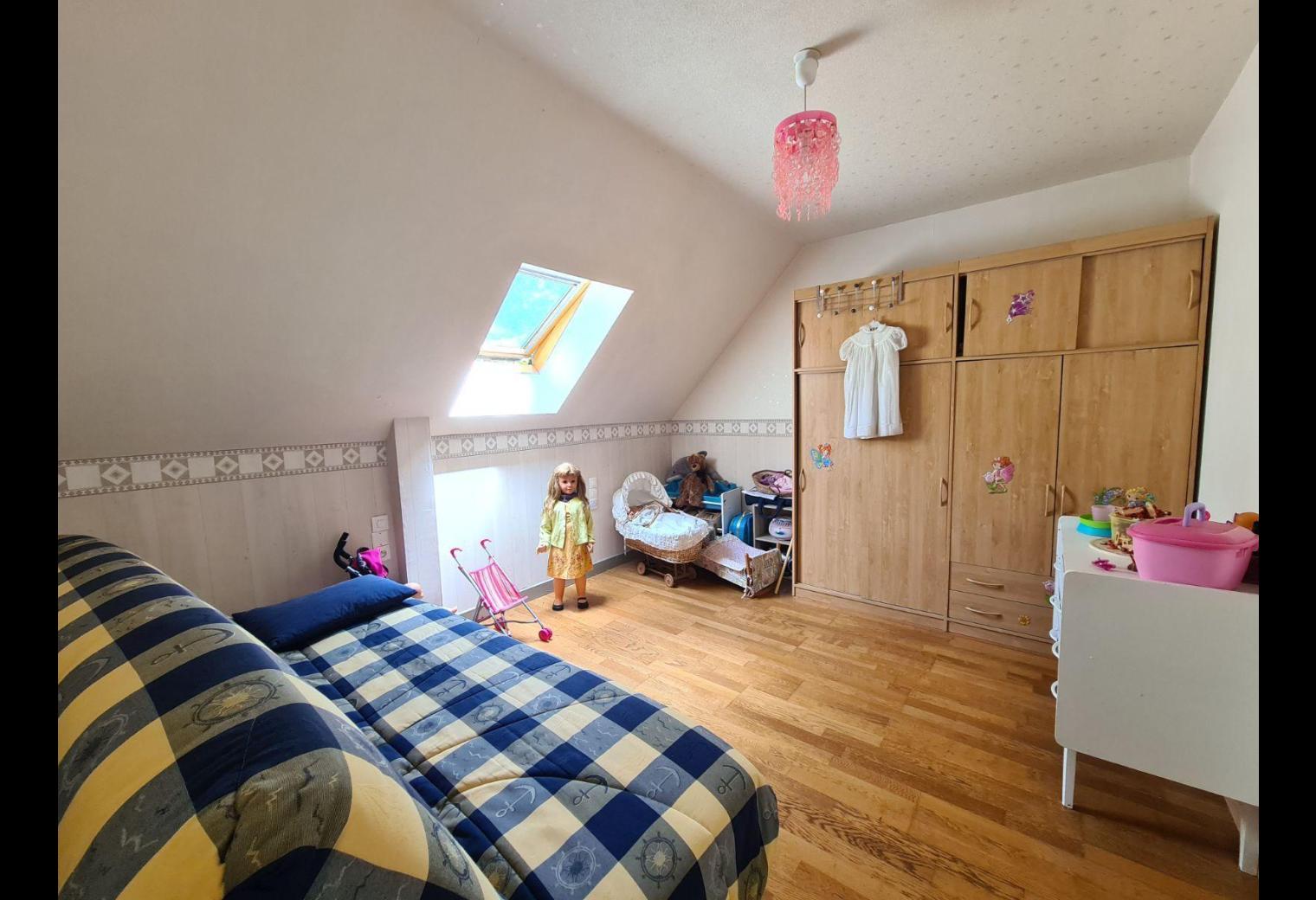 920bb715-2c97-4993-9c6a-5bd63560e10f.jpg
