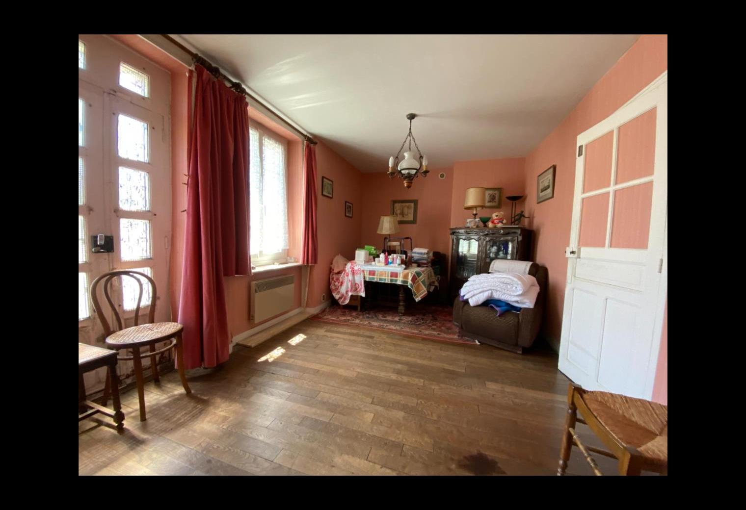 a8240775-cfc9-4bcd-9722-c18717bdcdd3.jpg