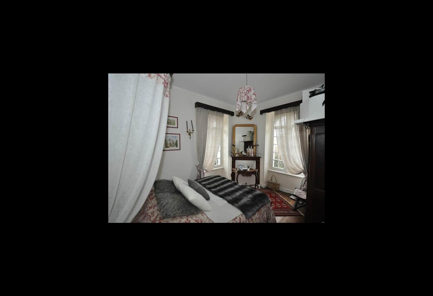 e6cbb623-3d1c-4d4d-be25-350e58d85f78.jpg