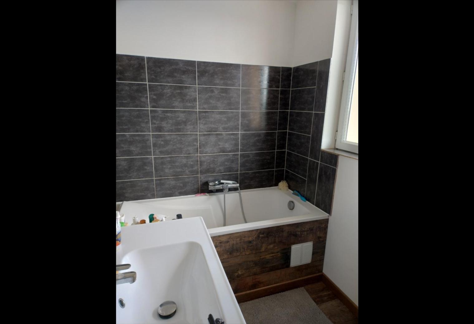 72235d81-9532-4d76-9835-30b10b638796.jpg