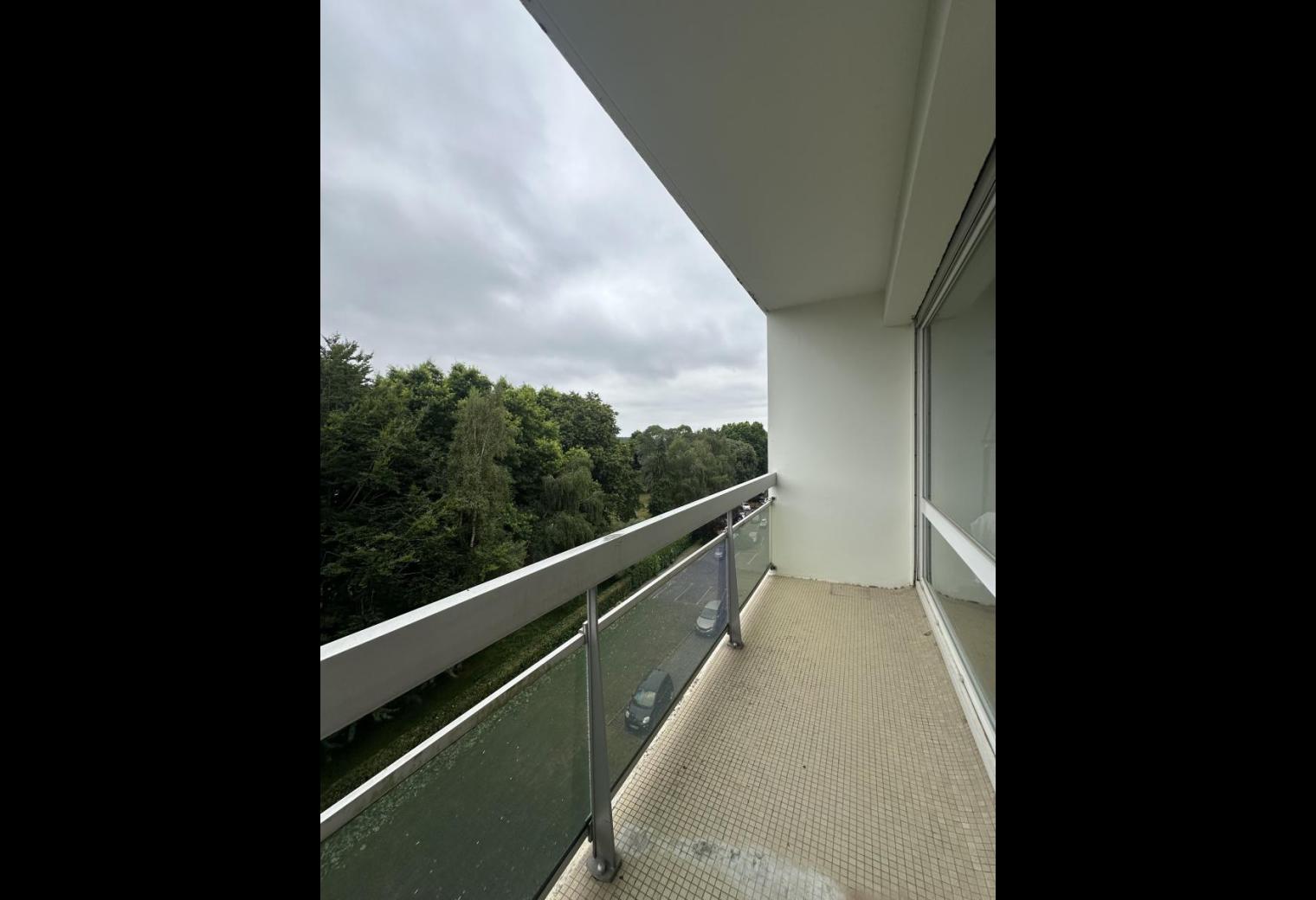 ee3cfc21-c8b4-43a0-b1a8-d719eb797ed3.jpg