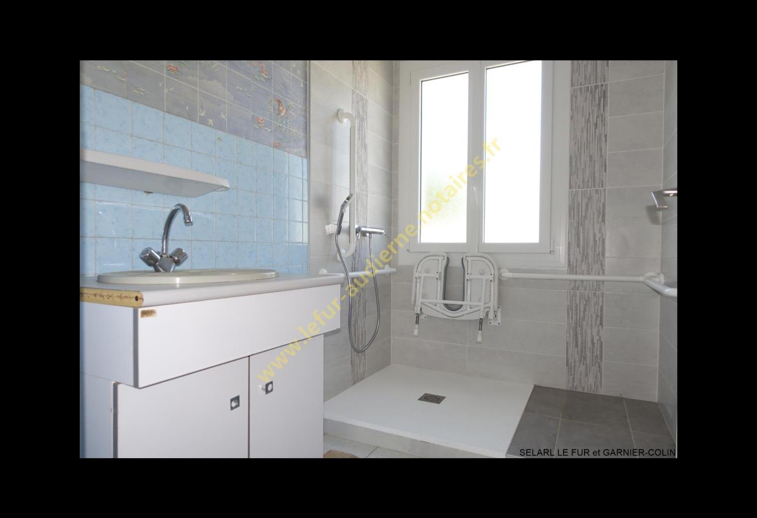 efb49978-2fee-4b3f-8c9d-22d823bb1624.jpg