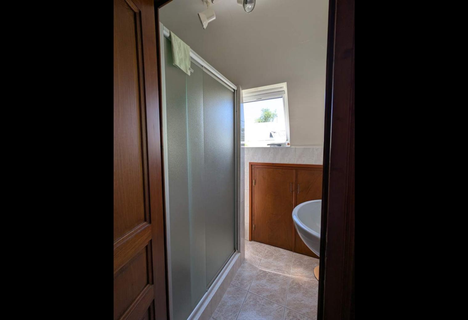 238903bf-d9d8-45d7-bd00-2ecfef047624.jpg