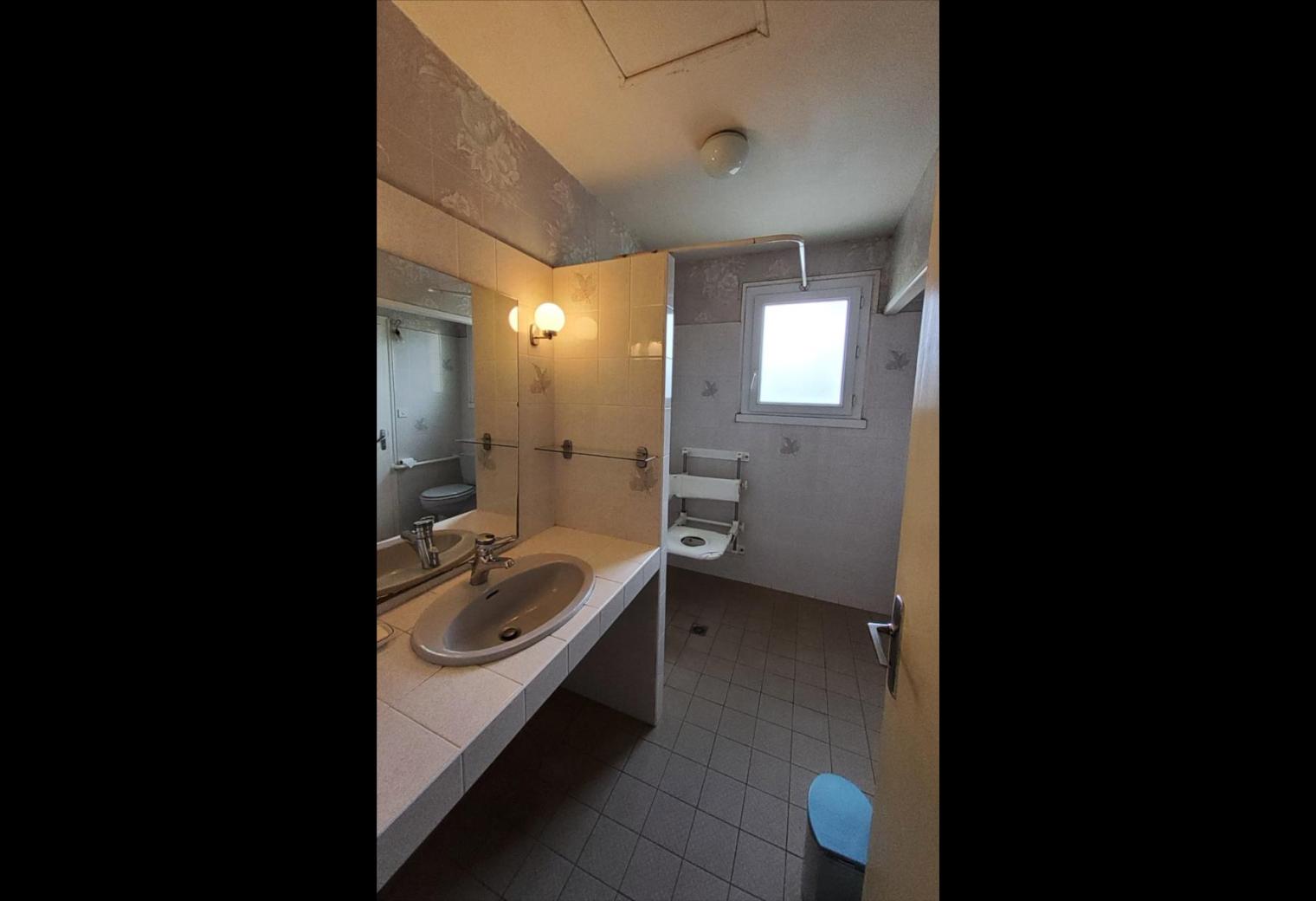 020ab91a-42ac-469f-afcf-2ba7104e87e2.jpg