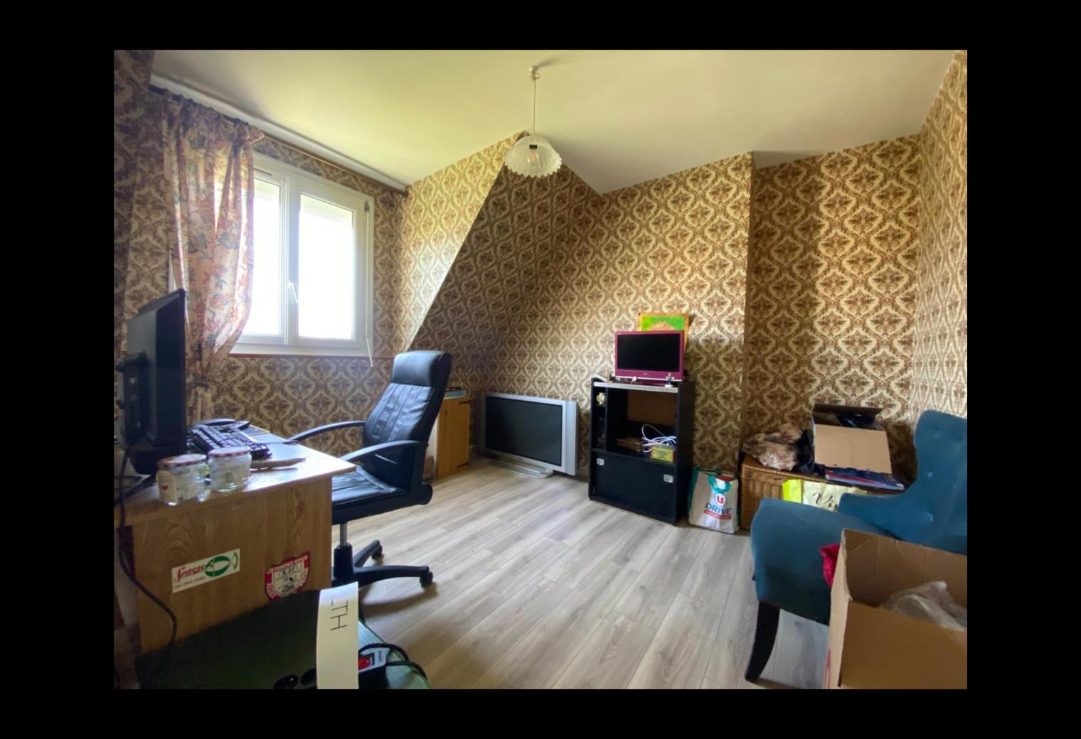 4d166407-f438-42cf-b4c1-264524ae3846.jpg