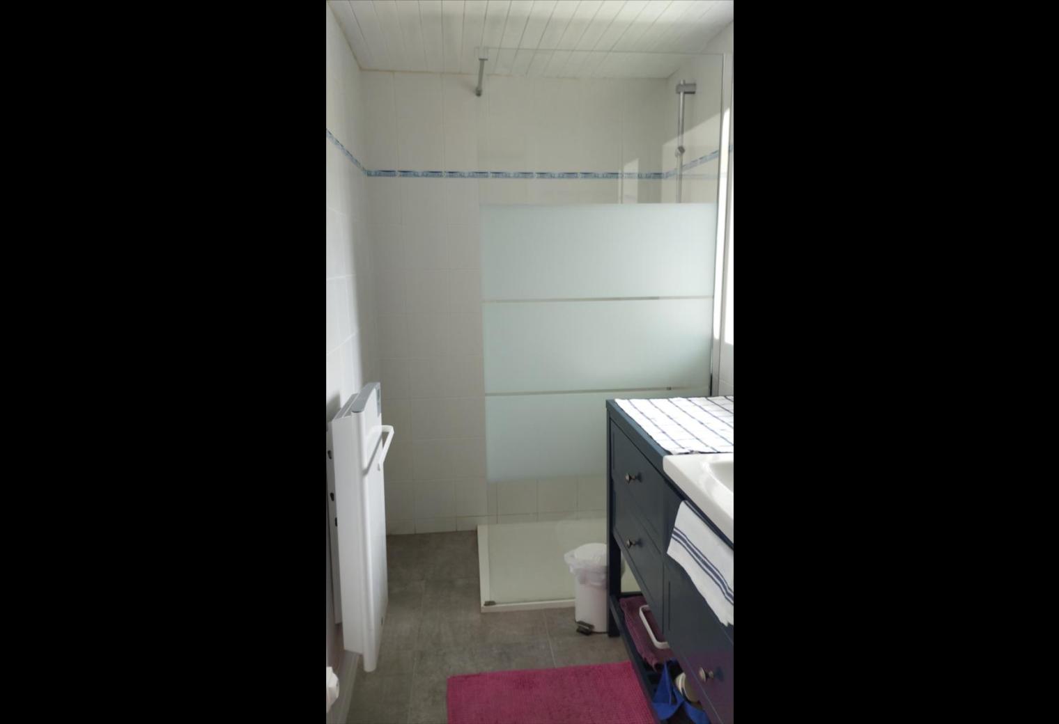 dbba588e-f102-4a98-a847-c162b658fcf4.jpg