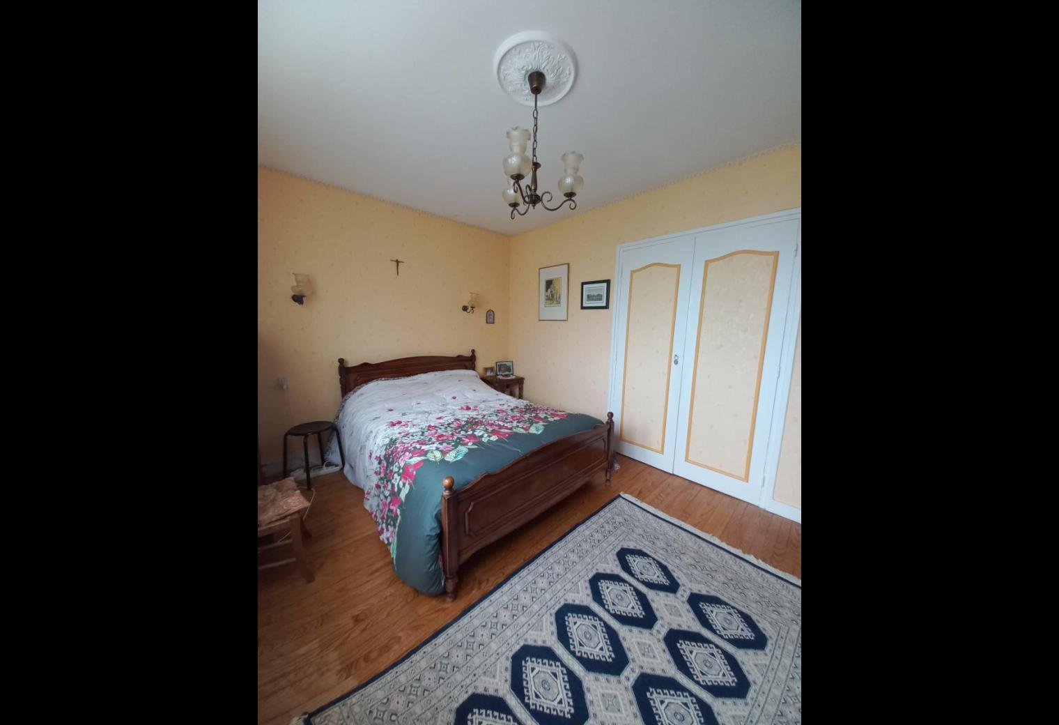 dc6cb065-8685-4526-8383-b0c122199835.jpg