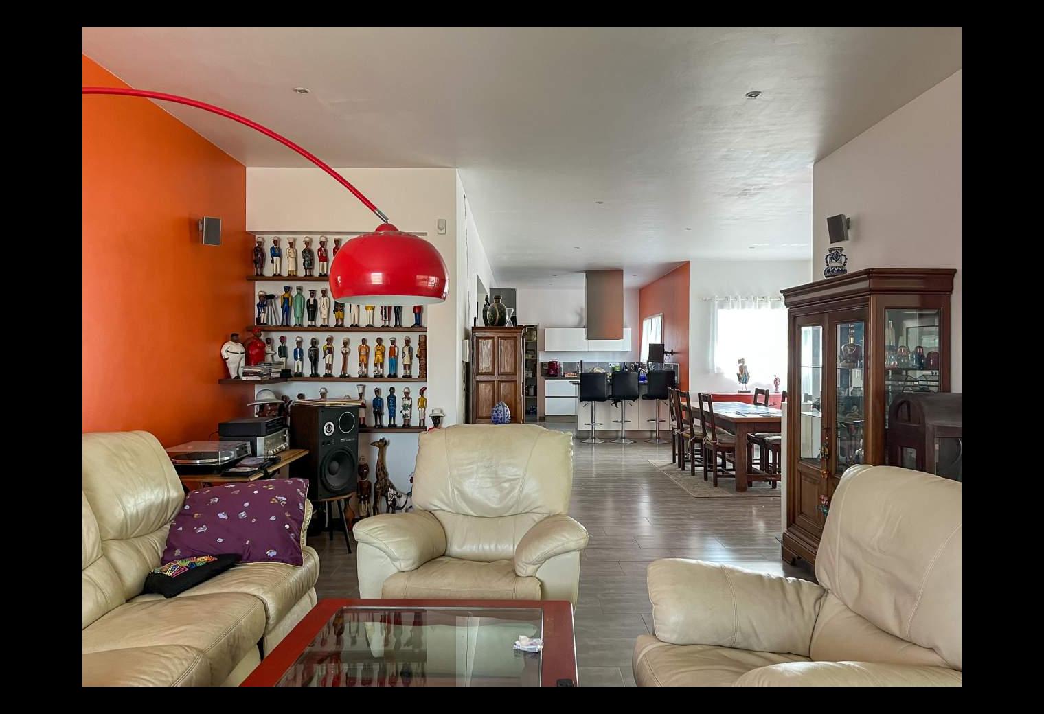00eda610-4156-4773-bd24-dec211651205.jpg