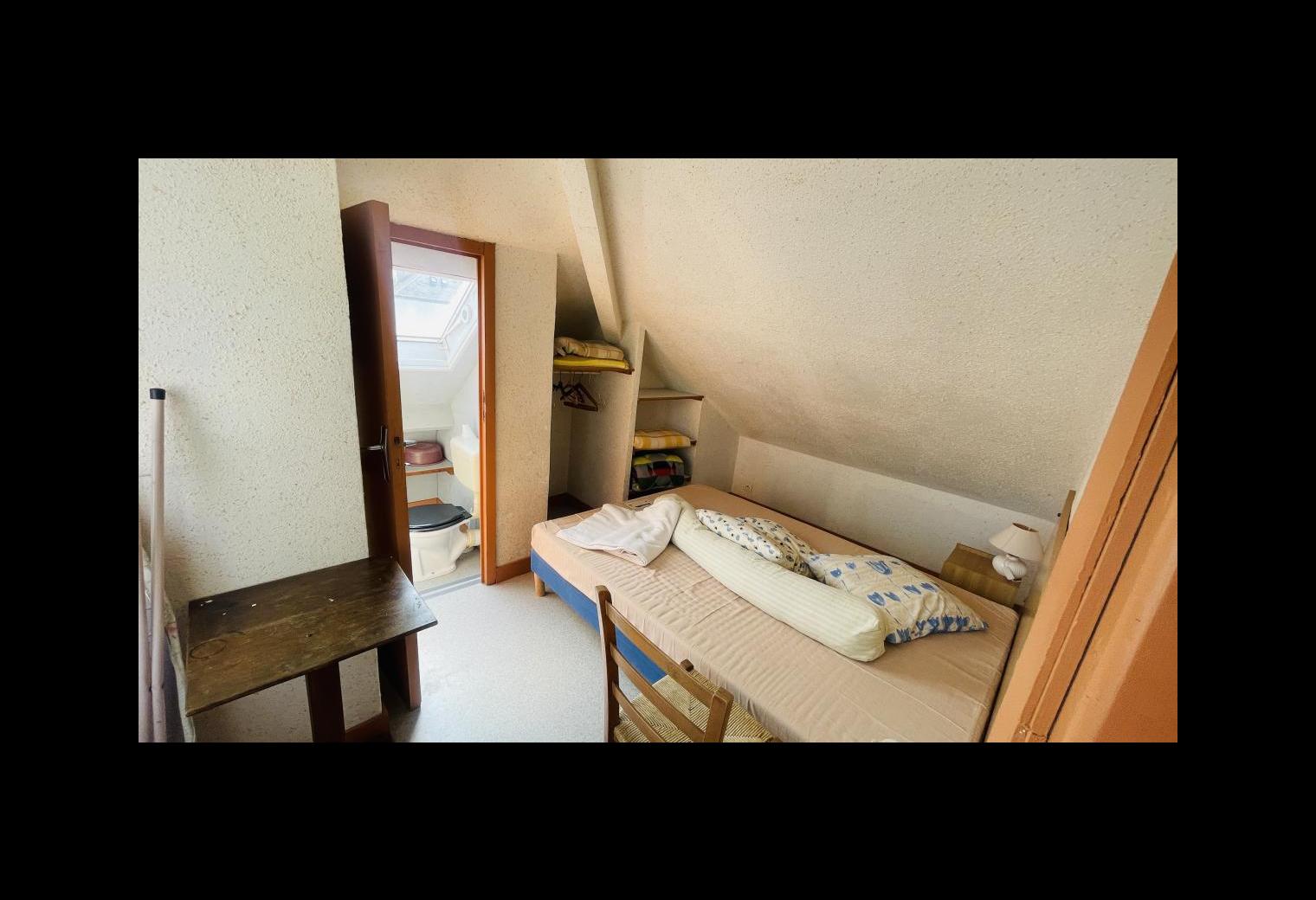 93ac9a21-5d13-45b2-ba90-496ddd932ca7.jpg