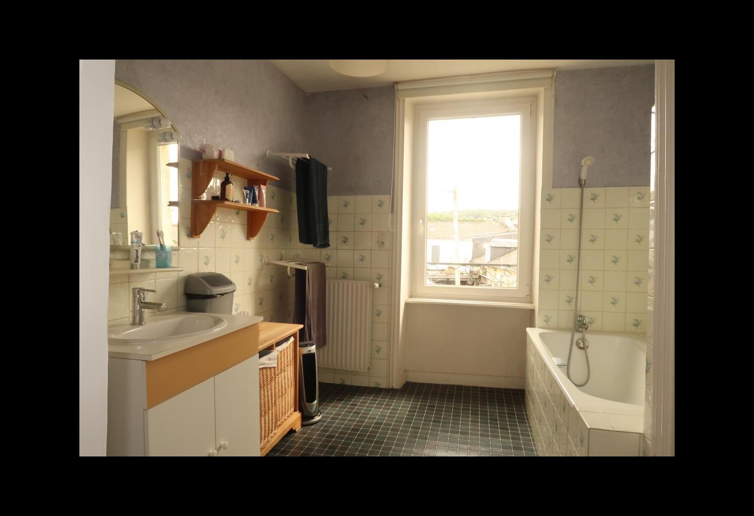 3dbd1e72-c9e7-4348-aa50-1388b0a0c45c.jpg