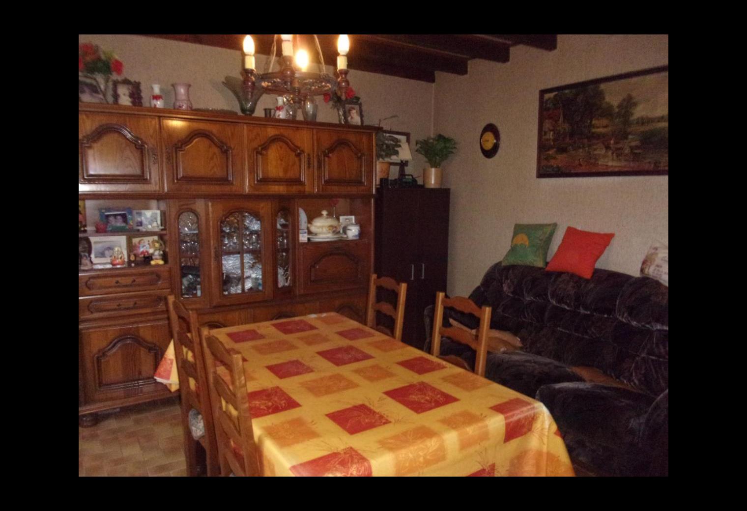 bed688d3-470b-4d79-ac1f-0b42471c37a8.jpg