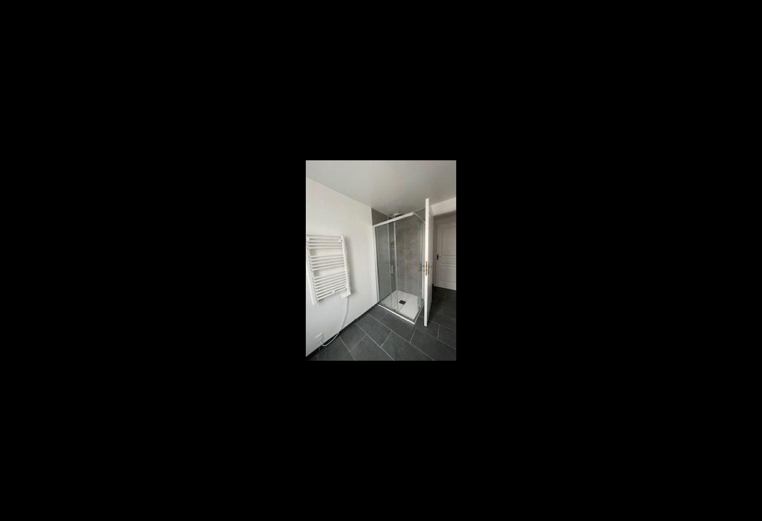 17eb56b6-f417-41bf-9fd0-9e90f09cbd45.jpg