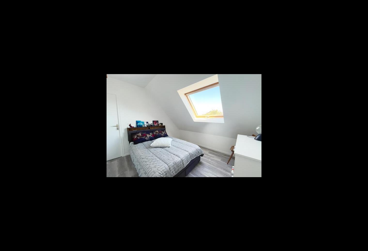 0d7dc5db-1ba8-4e77-8c76-87f15237a791.jpg