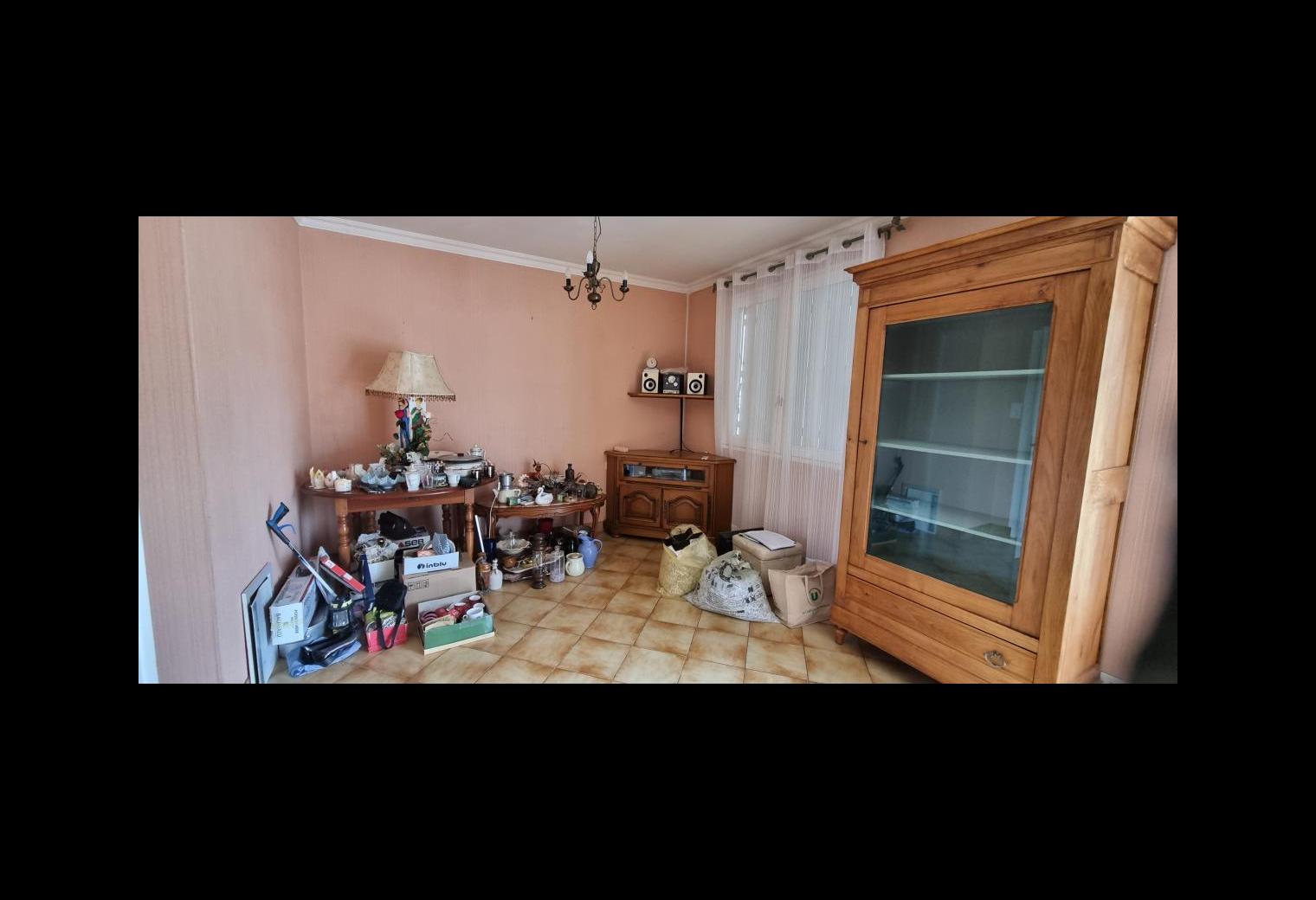 ad98a6d7-1314-4128-818f-c57f3b843e8e.jpg