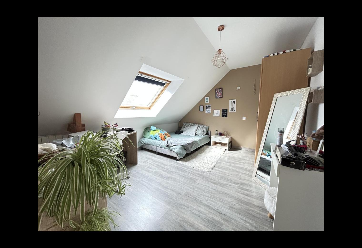 4cb6ef97-acfa-428b-904f-22c2740e05b1.jpg