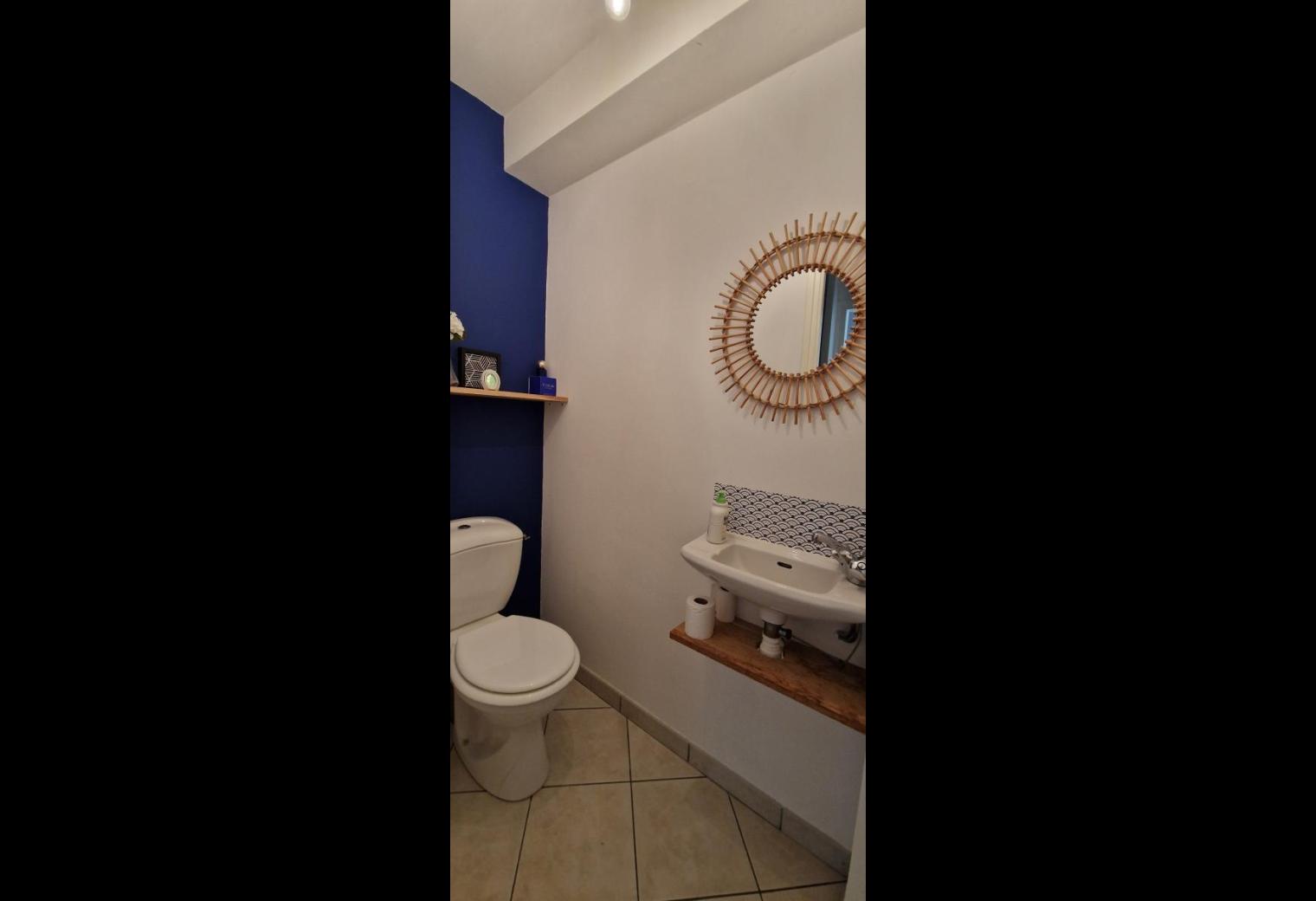 1d9e29e4-1ea2-4b60-b7a1-79f52188ab4b.jpg