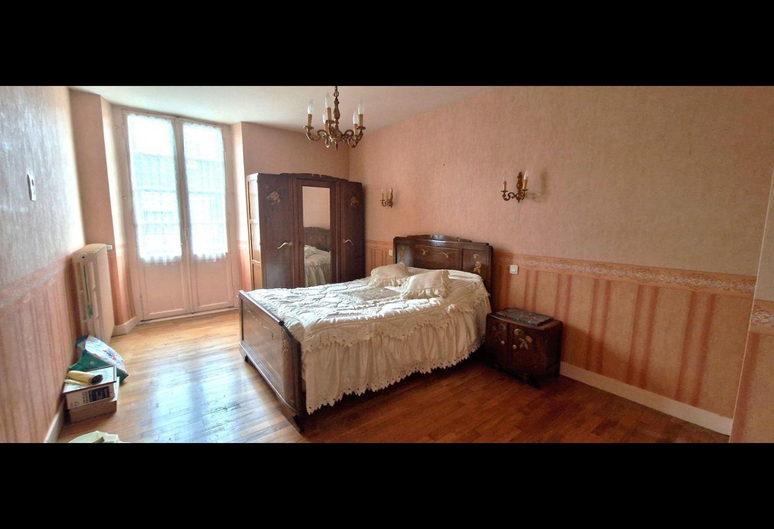 05d96b4d-2ddb-4ec9-bd5c-dd28c9ca6f16.jpg