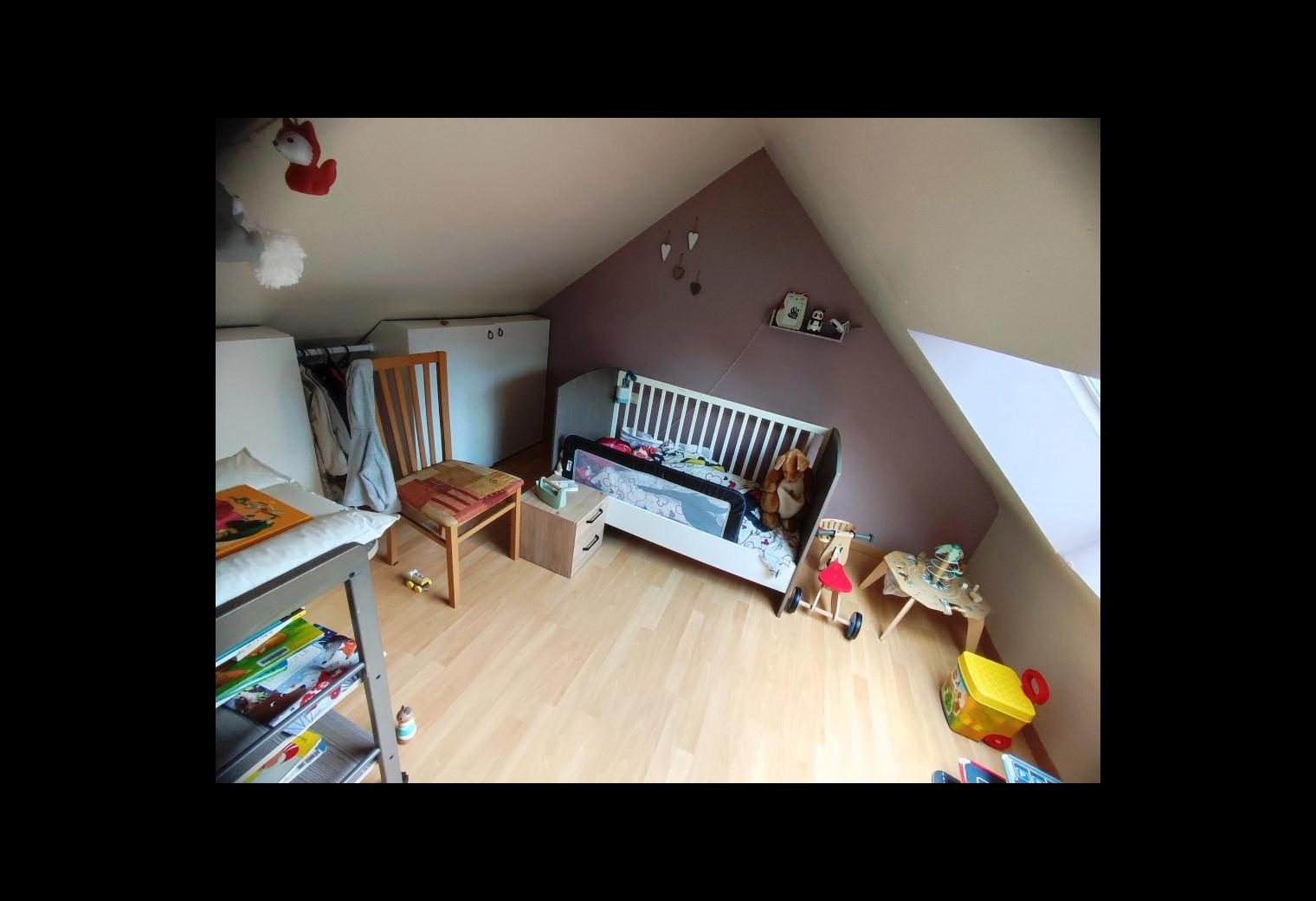 ffc37477-14b1-4da3-b212-8a106ba2e6f4.jpg