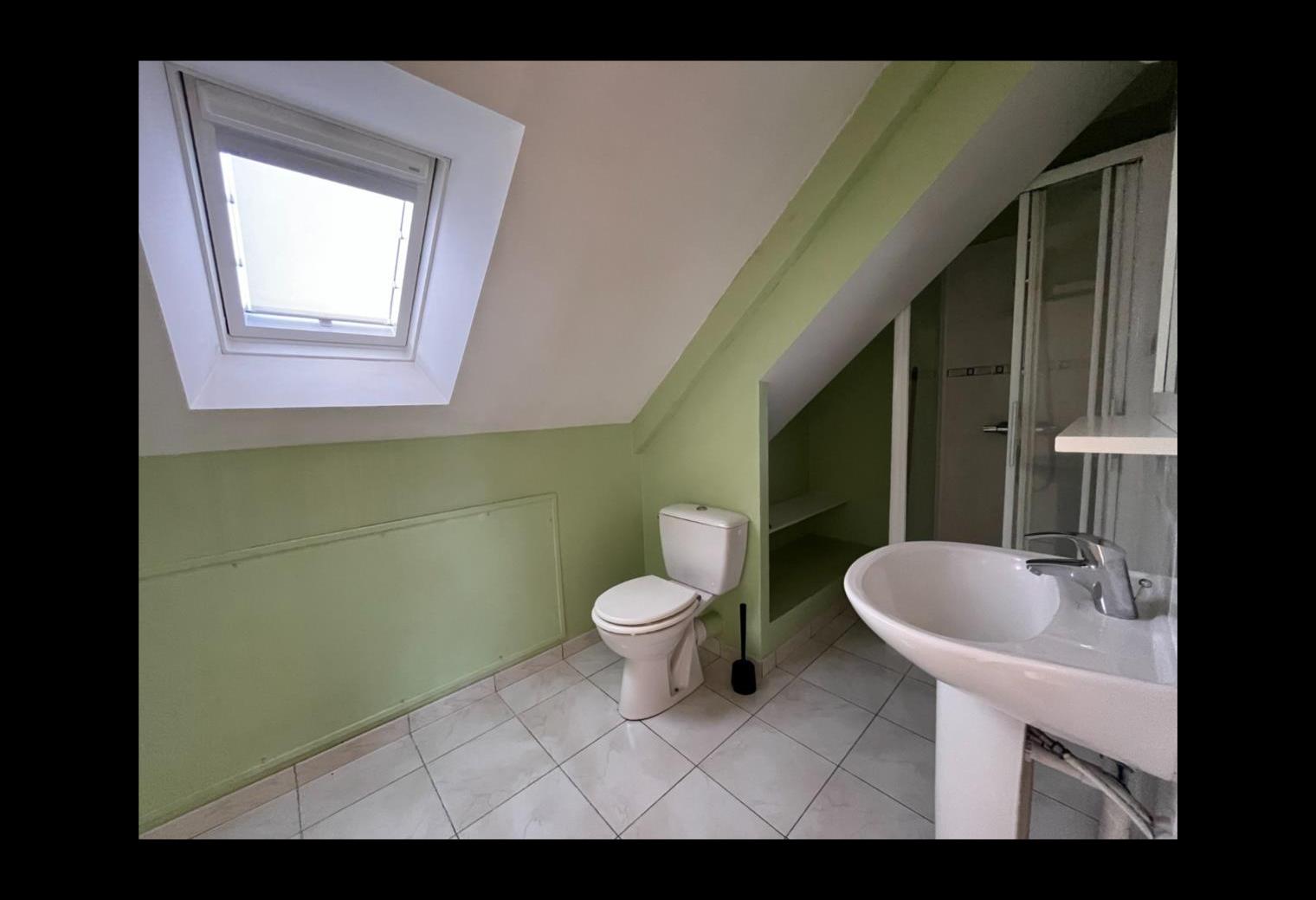 942d72eb-c5e8-4bed-9156-962a503efe2e.jpg