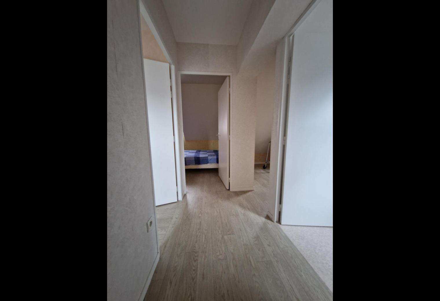 589c3f8f-fe2f-4dd7-a271-1ab05d7c6cc0.jpg