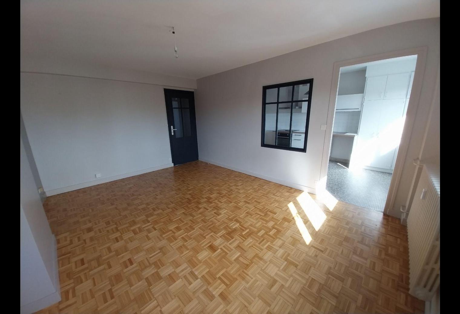de9fea75-f141-4a33-ac0b-ddd5122e6bcf.jpg
