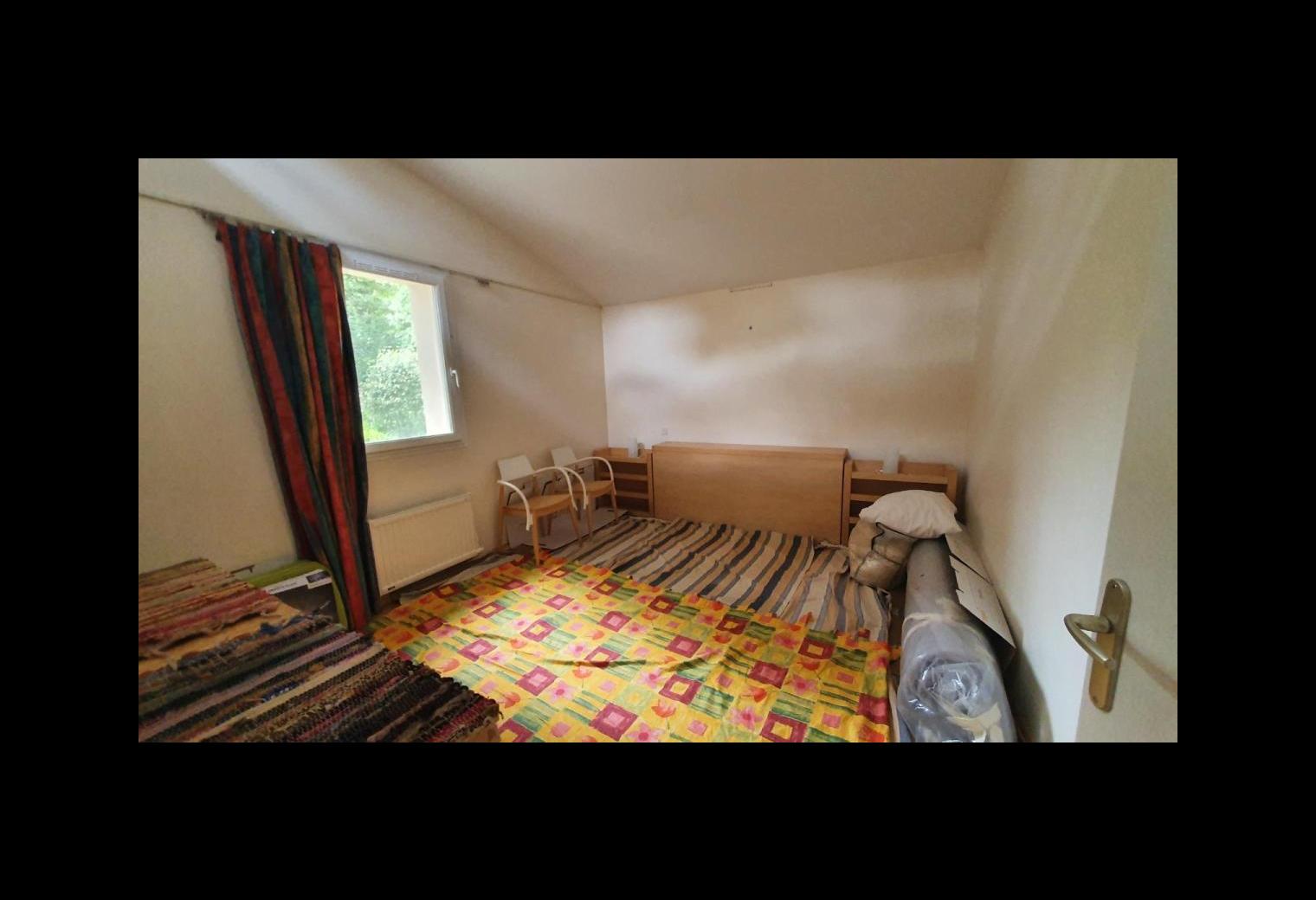 dd75699e-a15a-48da-aad7-7cb332de089d.jpg