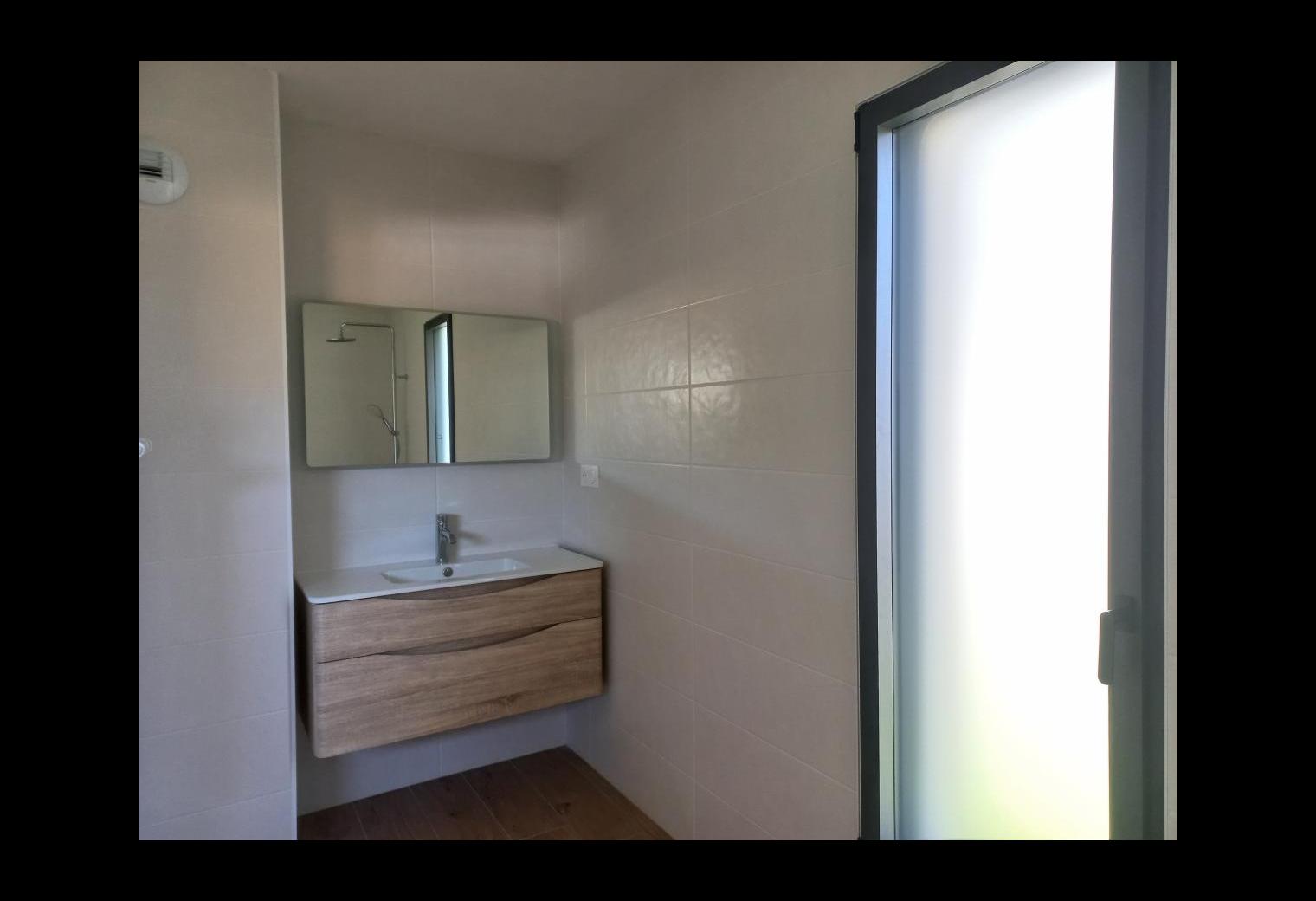 7cffc84b-d943-49da-a0d4-89d1a4017bed.jpg