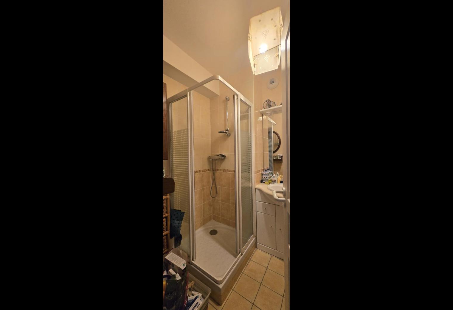 623da25f-5651-4234-aaee-2bd1912cd268.jpg