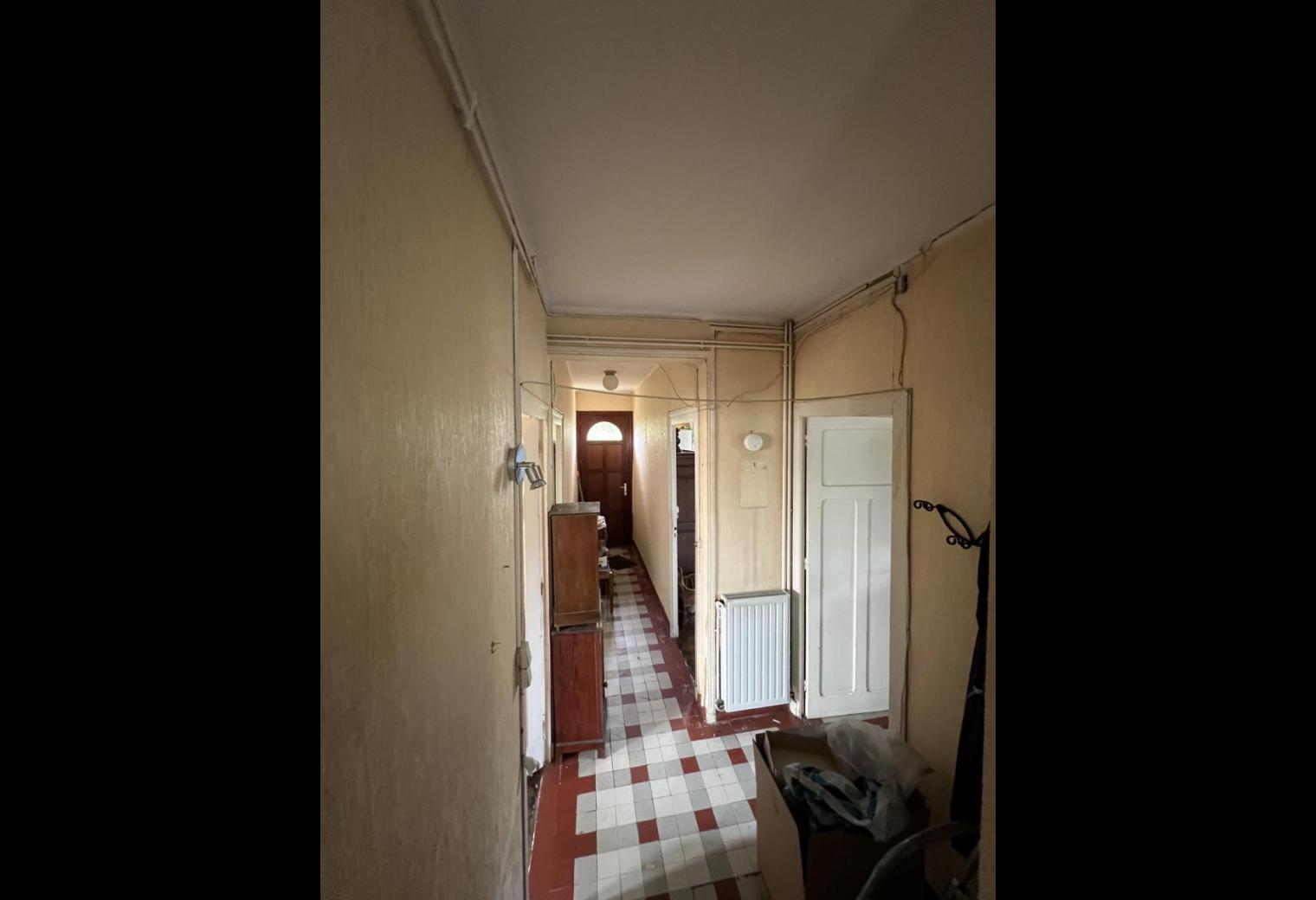 d25a780e-9f63-49d0-a34b-8bd64bb55da8.jpg