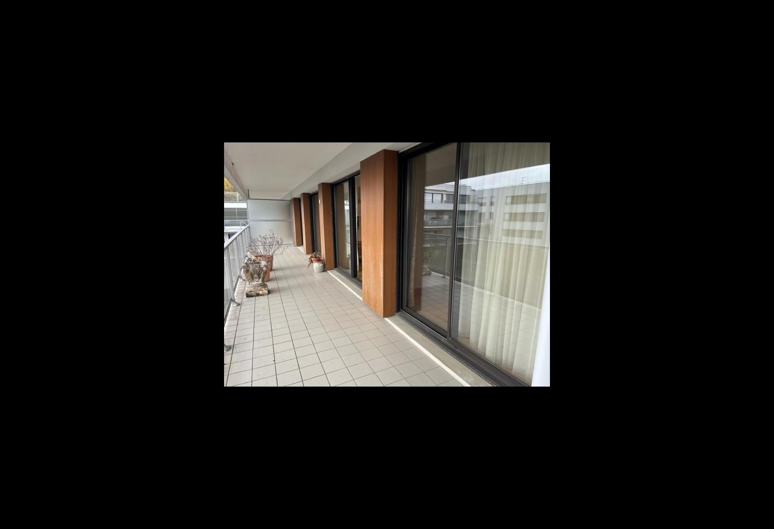 46554c2e-5a87-49c1-a1a9-64bdab181bed.jpg