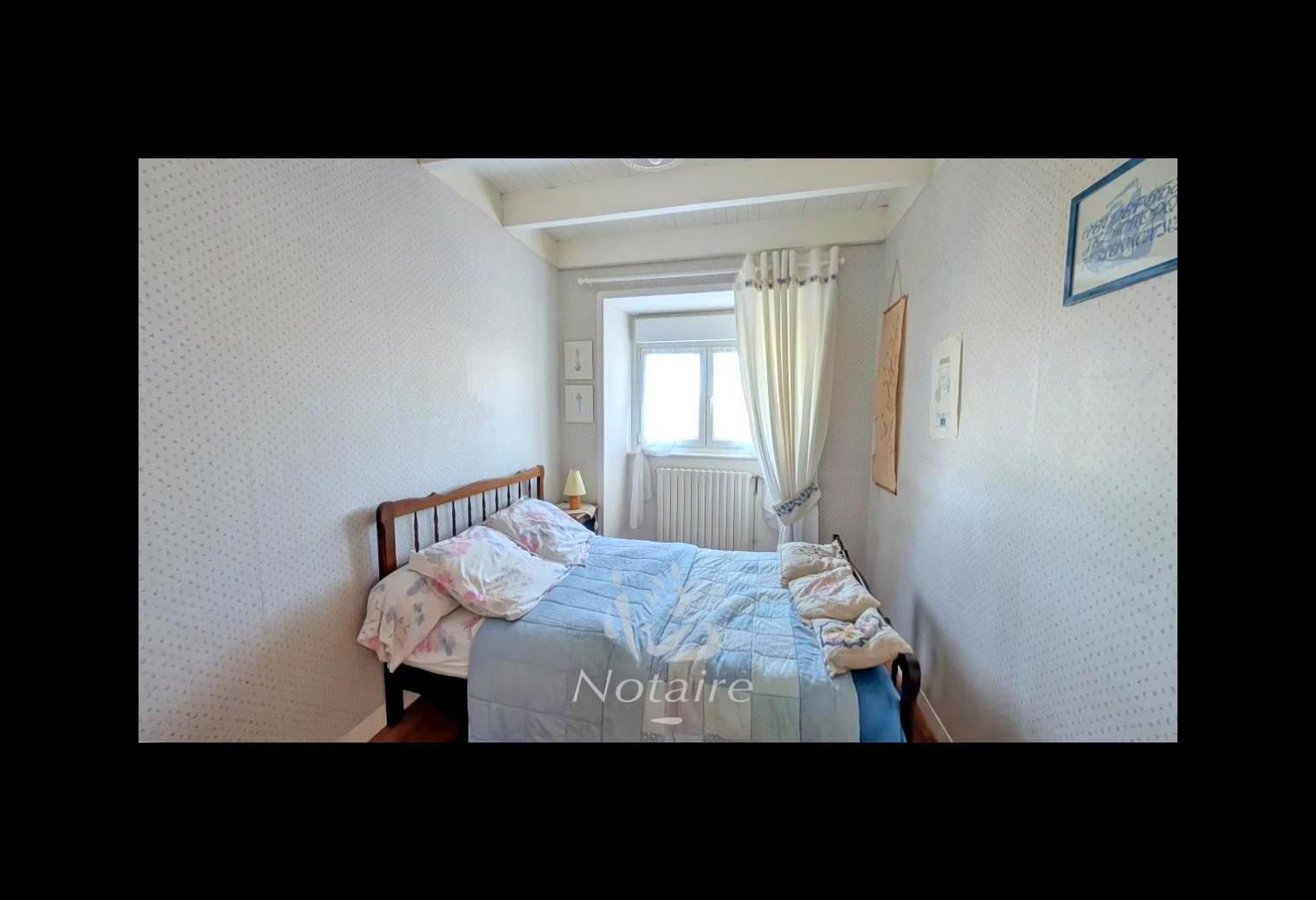 2e7974ae-4959-4aad-b7db-c5f35214d21d.jpg
