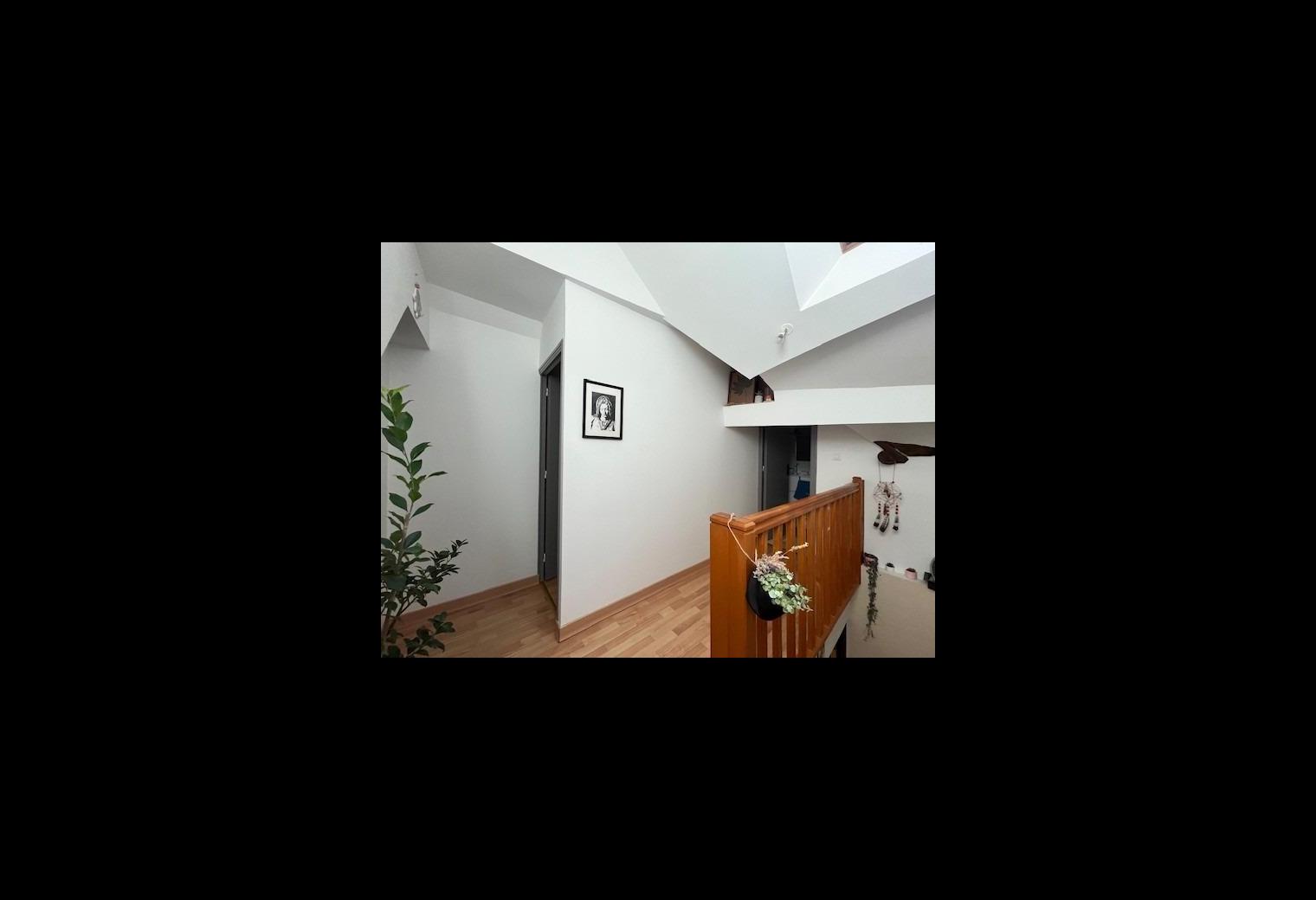 690cee96-e83d-4bd8-af3e-2854abe573cd.jpg