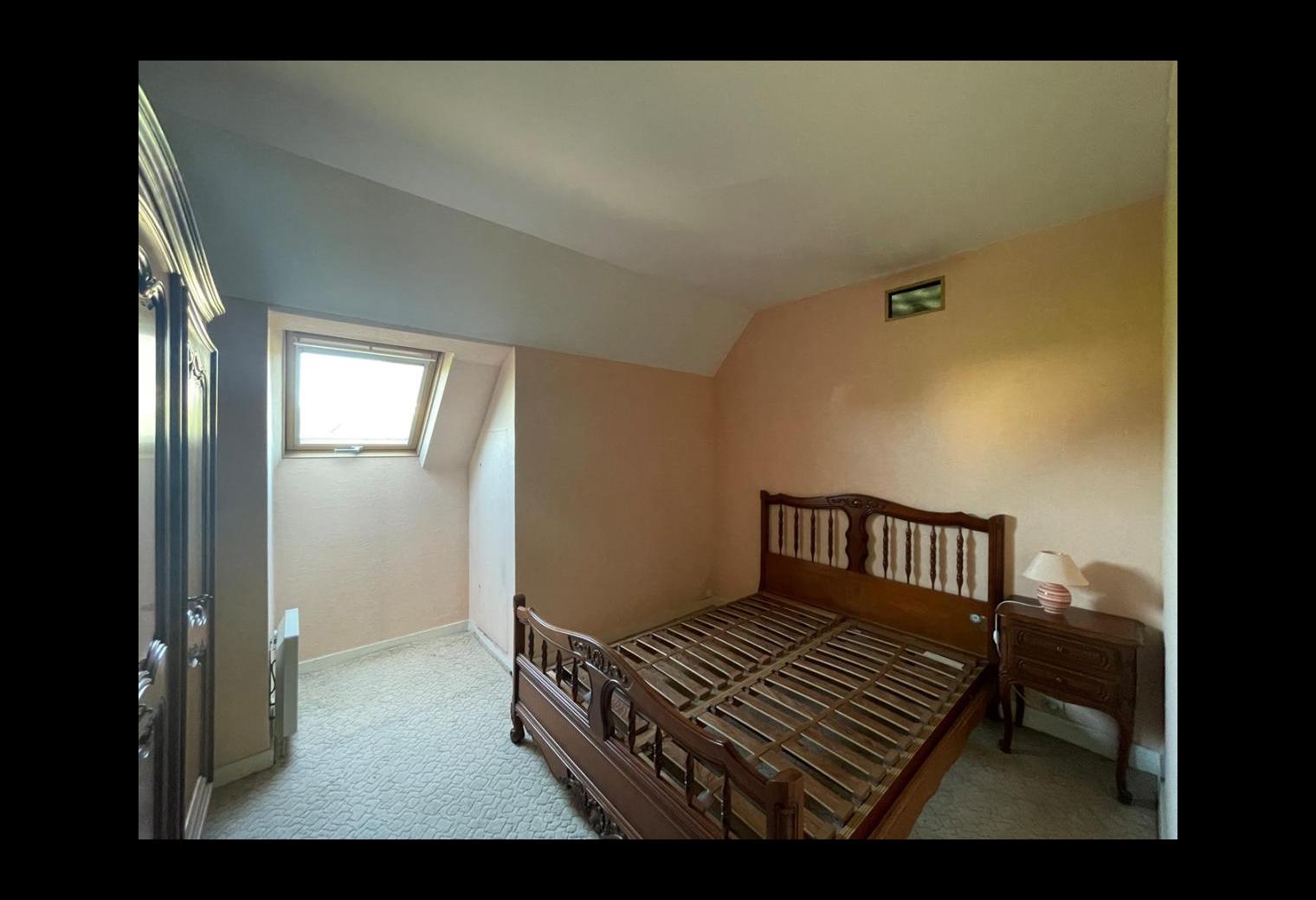21e61870-6b0a-41ad-94e3-cc8daf4eb490.jpg