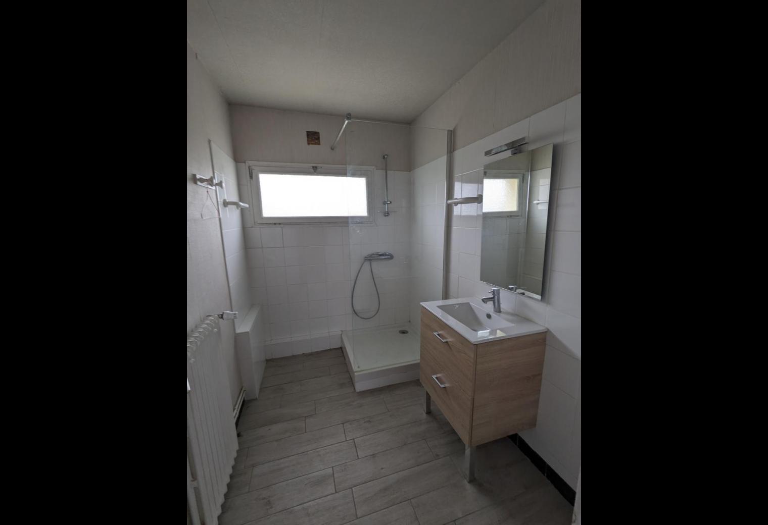 a0ce8566-87b1-4f3c-b6a1-a6230b57baff.jpg