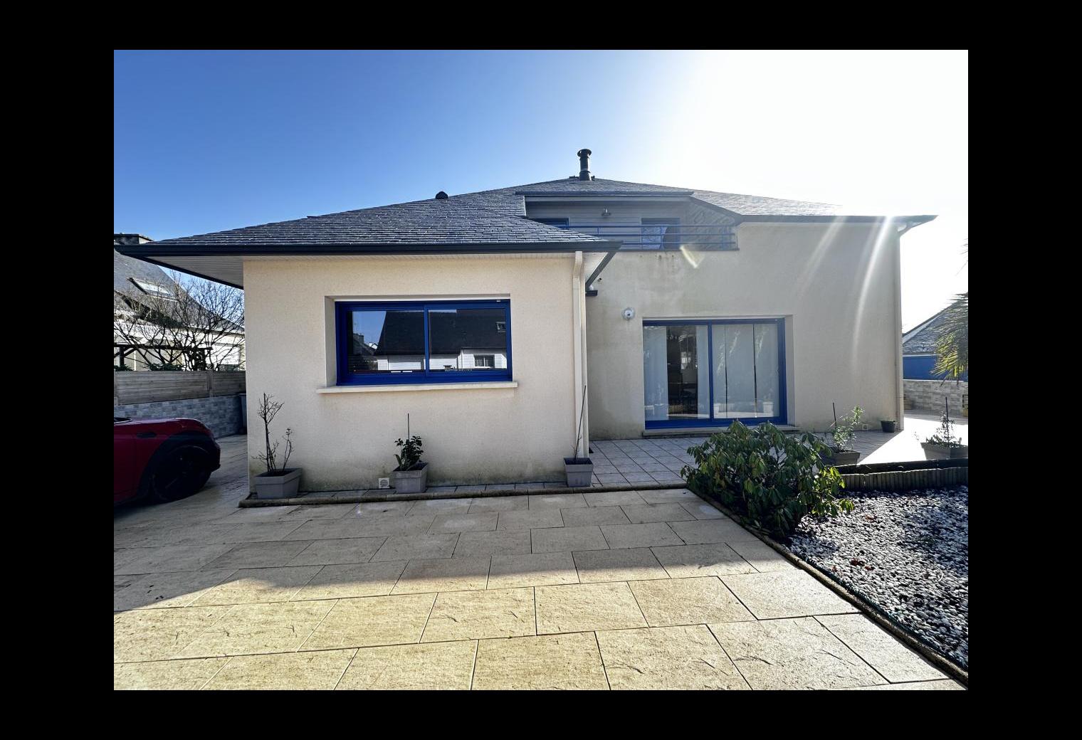 219e9c92-5e17-422f-a843-6c3d7dfbda36.jpg